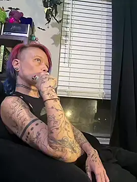 Toxlynn Live XXX chat
