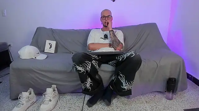 Vlad__night Live XXX Chat