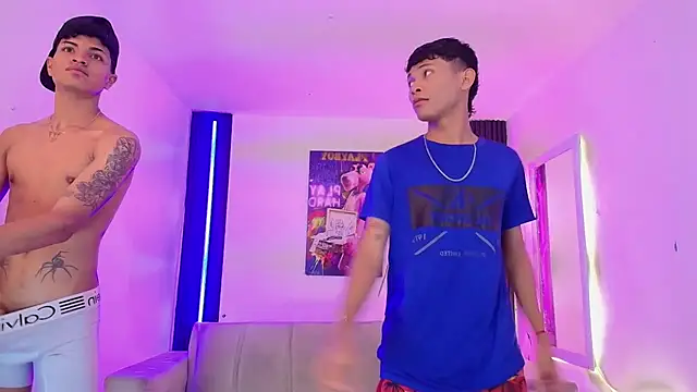GoldenDuoheat's Live XXX Chat