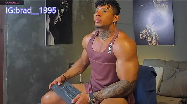 Czat XXX na żywo – bradley_smith