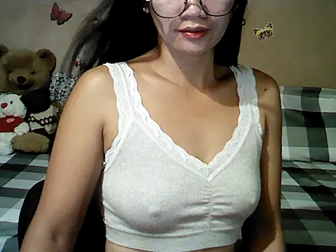 Chat XXX en directo de Mia_Rein