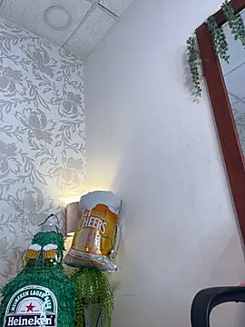 Chat +18 de Emilygh1_ ao vivo