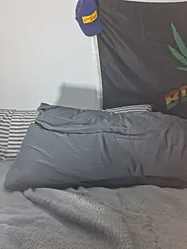 ChuckyyDee 라이브 XXX 채팅