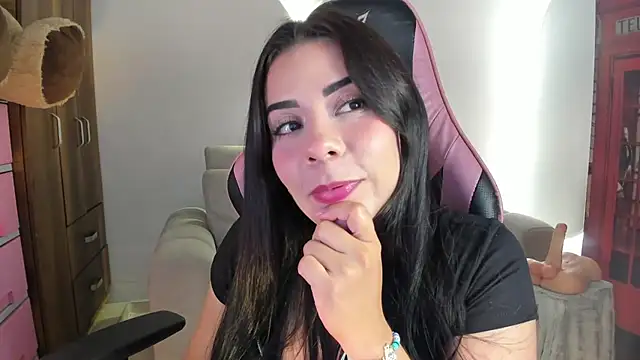 eval_lee18 Chat XXX in diretta