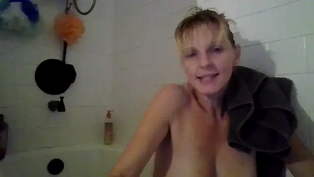 Chat XXX ao vivo de GiggleCatalyst