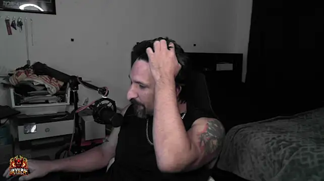 Chat XXX en directo de DevilPup75_