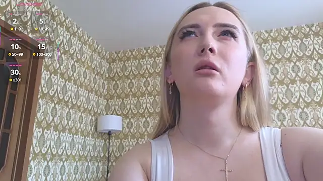 Vi_Luxy – Live XXX-chat