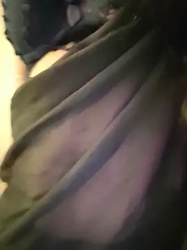 priya_26 élő XXX-chatje