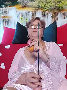 QueenPammy1 Chat XXX in diretta