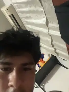 bruzzz666's Webcam Show