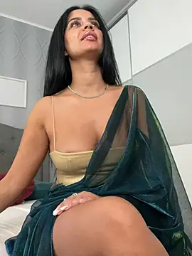 _adelle Adlı Modelin Canlı XXX Sohbeti