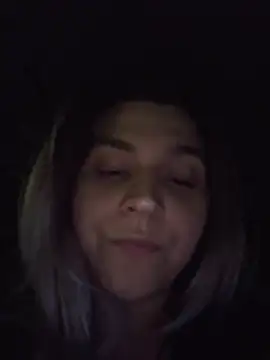 XXX chat uživo modela ScarletsWeb