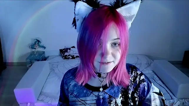 Hikkacat élő XXX-chatje