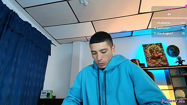 Darkwin666 Adlı Modelin Canlı XXX Sohbeti