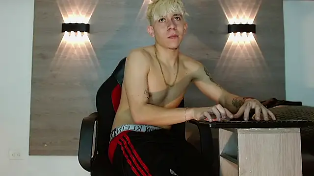 Gaeliitto 라이브 XXX 채팅