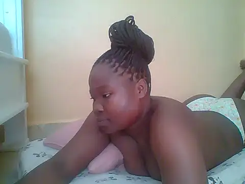 PRETTYBROWNSKIINn Live XXX chat