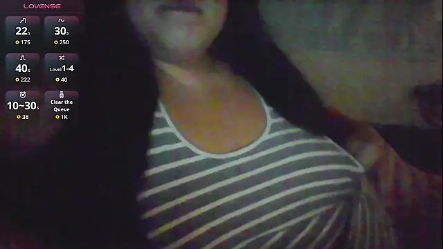omgWTFstfu Show in webcam