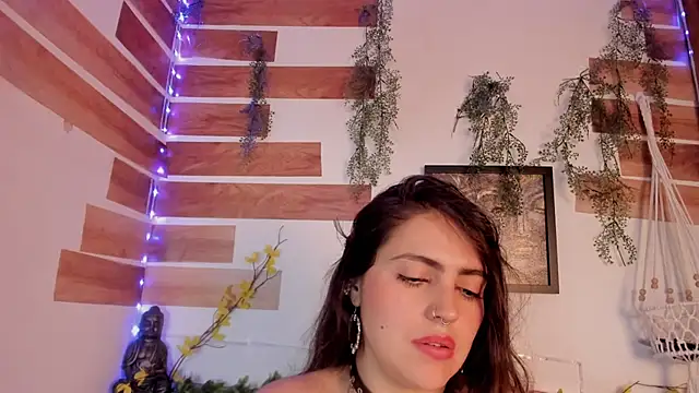 llanna_ Live XXX-chat