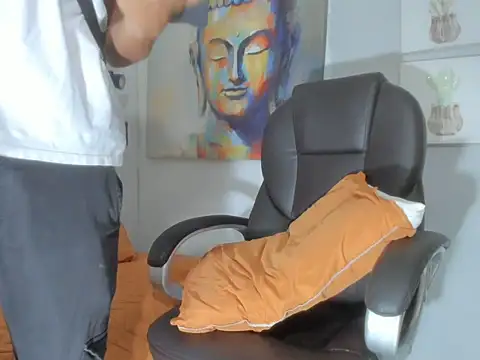 Czat XXX na żywo – Adonixxx_capizzi22_