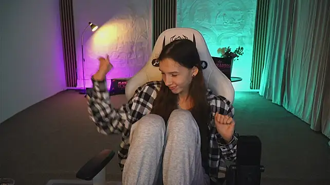 XXX chat uživo modela Ruby_054