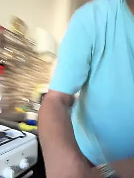 Pablo_Hornyguy95のライブXXXチャット