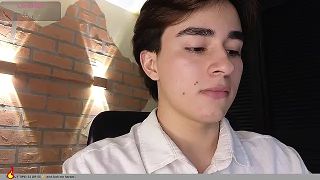 Connorr_01 XXX чат на живо