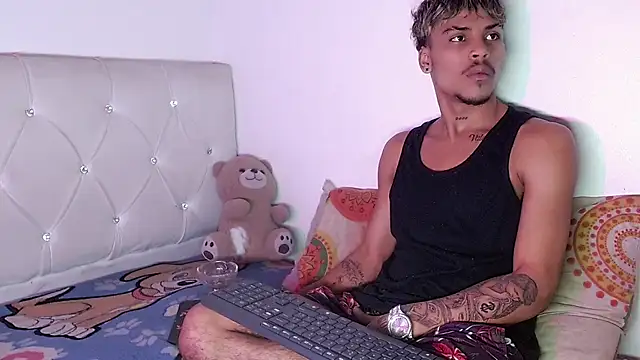 Chat XXX ao vivo de Angel_foxc13