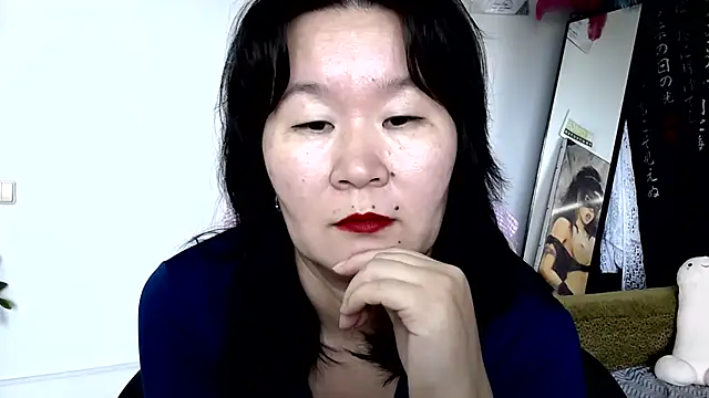 Akira_xx Adlı Modelin Canlı XXX Sohbeti
