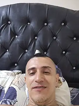 CharlotteAndSimon Adlı Modelin Canlı XXX Sohbeti