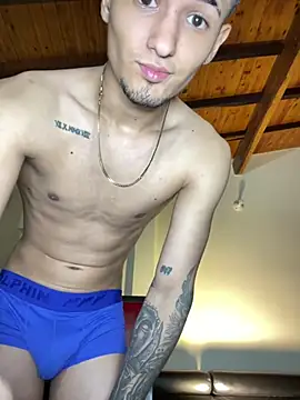 AaronsexroomのライブXXXチャット