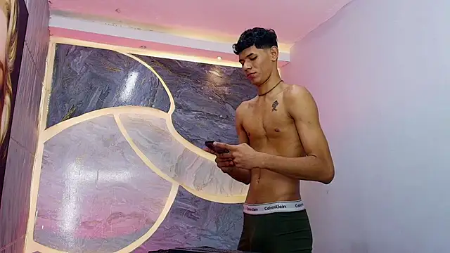 XXX chat uživo modela sex_boy33_