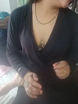 Princessroooh 现场XXX聊天