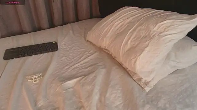 cinniaa_'s Live XXX Chat