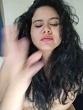 Chat +18 de ttania_golden_ ao vivo