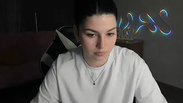 KisaModel's Live XXX Chat