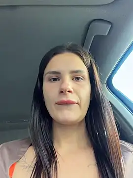 MiraReach XXX чат на живо