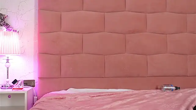 Czat XXX na żywo – BambiRoses
