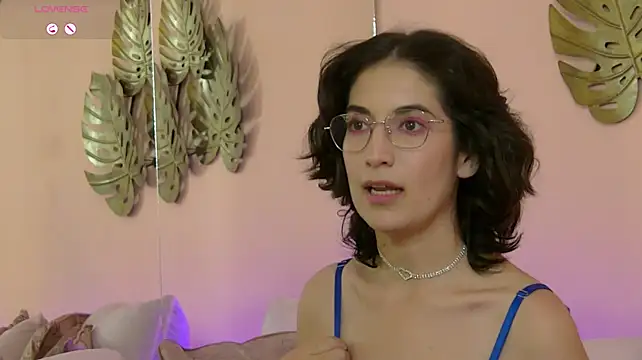 LadyMonna Live XXX Chat