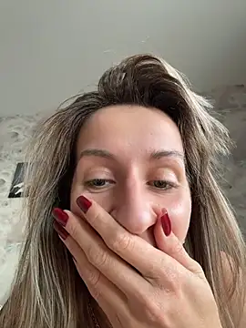 EvvaMur Live XXX Chat
