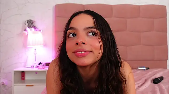 BambiRoses' Live XXX Chat
