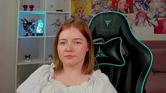 Chat XXX en directo de ElinaVale