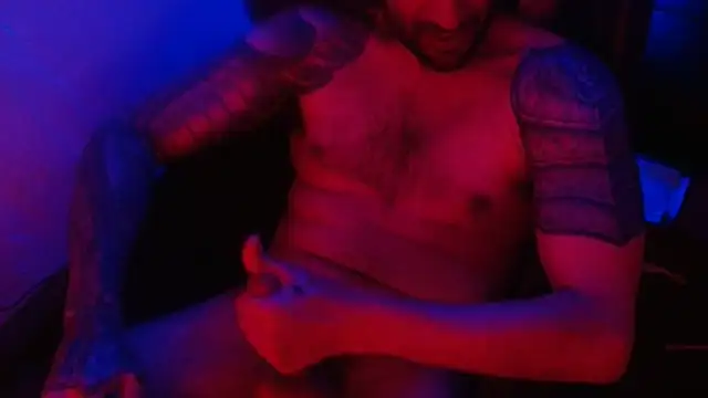Chat +18 de AceSpinning_DJ ao vivo