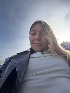 -NaughtyAngel- Live XXX Chat