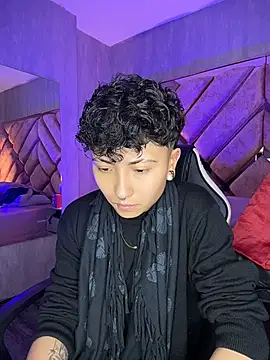XXX chat uživo modela ian_mathias_