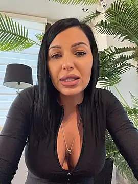 Chat XXX ao vivo de ReynaMorel