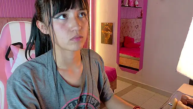 XXX chat uživo modela ViolettaKs