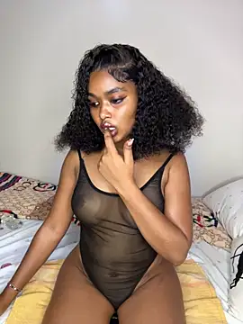 צ'אט XXX בשידור חי של Pretty-shally