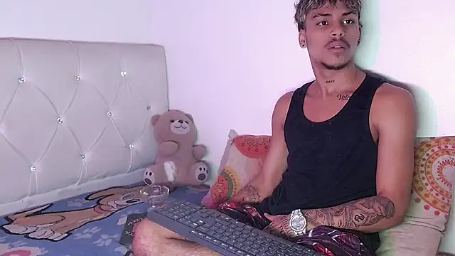 Angel_foxc13 live XXX chat