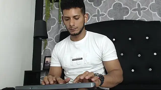 Chris_Dick23 라이브 XXX 채팅