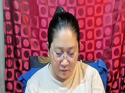 CHUBBY_ANGEL09 XXX чат на живо